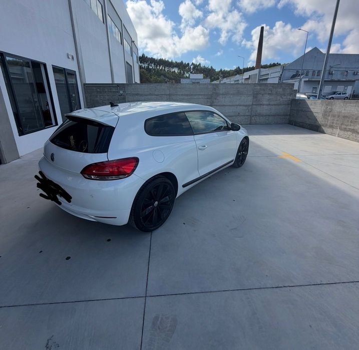 VW Scirocco 2.0 TDI Só 110 Mil Klms — photo 2