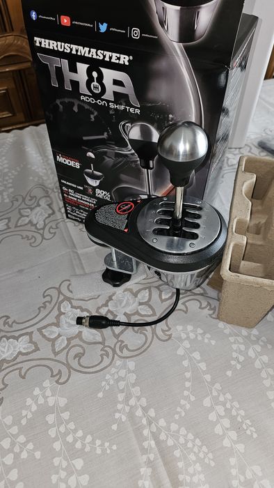 Shifter Trustmaster TH8A