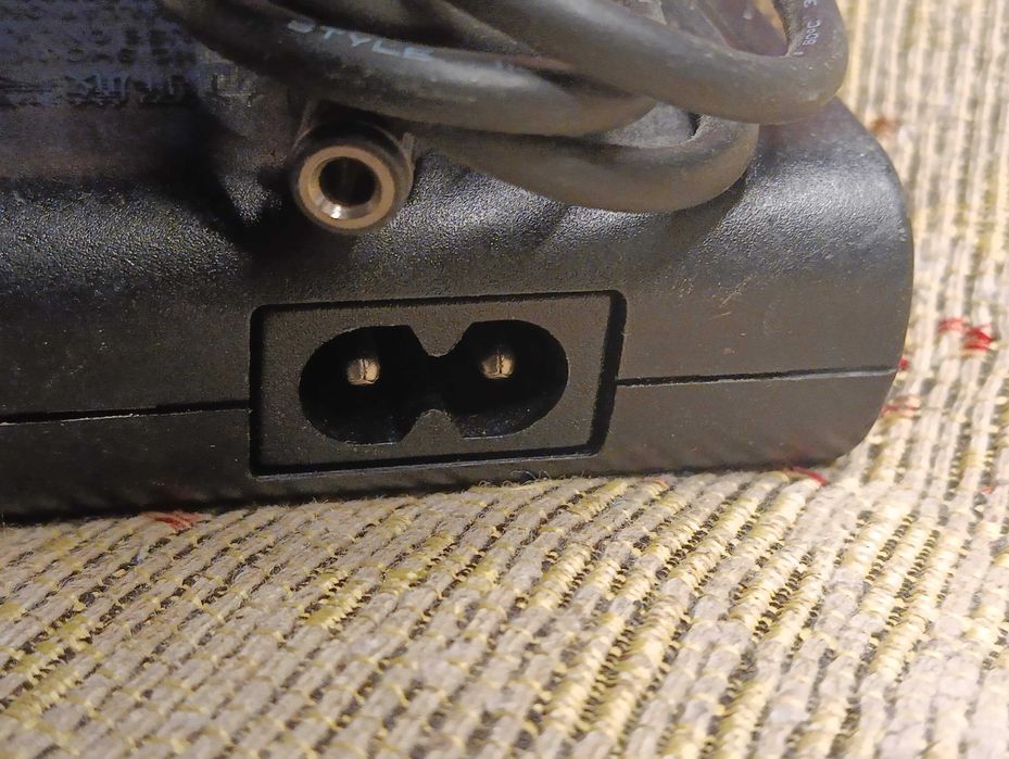 Блок живлення зарядне до ноутбука TOSHIBA 15V 5A (6.5×3.0mm)