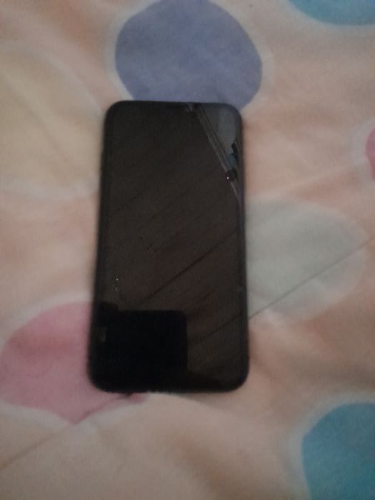 Iphone 11     64GB