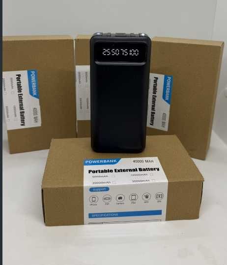 Павер банк  з кабелями на 40000 mAh з ліхтариком Pawer bank