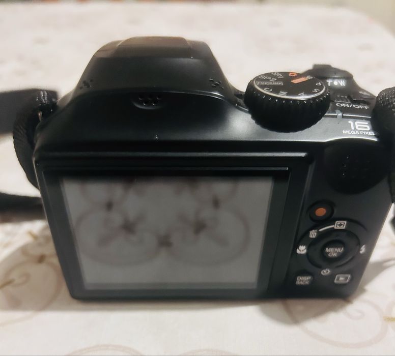 Aparat fotograficzny Fujifilm FinePix S4800,