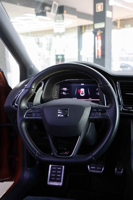 SEAT Leon Cupra 300 c/ Backets e Tecto de Abrir