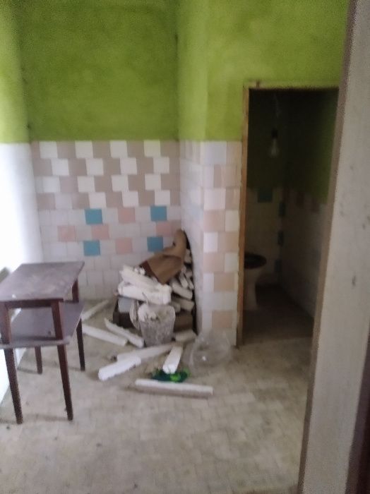 Продаж житлового будинку