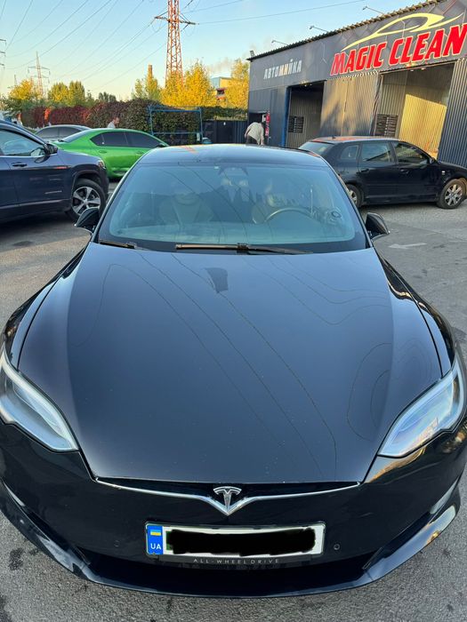 Терміново! Продам Tesla Model S з Європи!