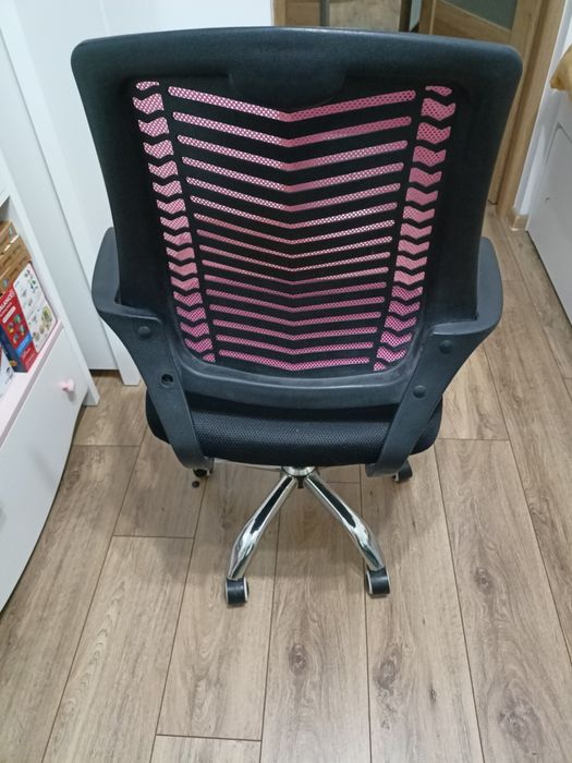 Fotele obrotowe młodzieżowe Jumi