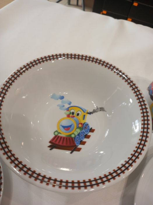 Dziecięcy zestaw śniadaniowy ciuchcia 1/5