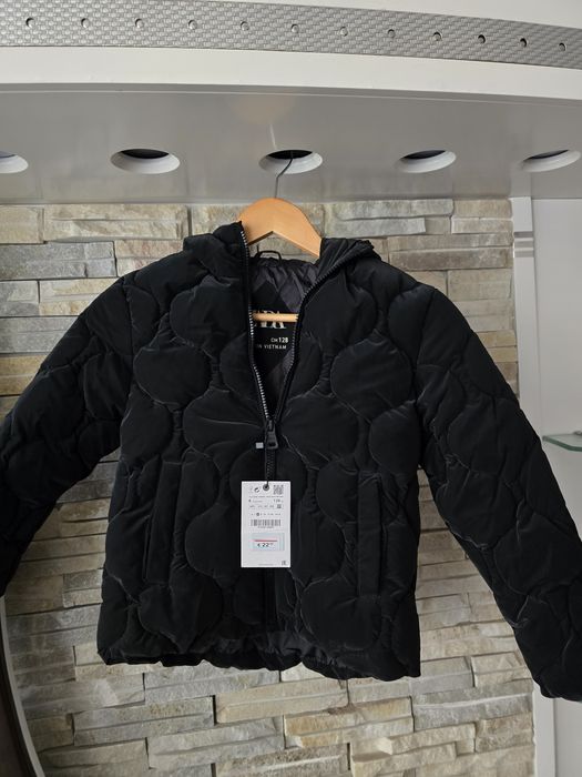 Куртка Zara 128см , 8 лет