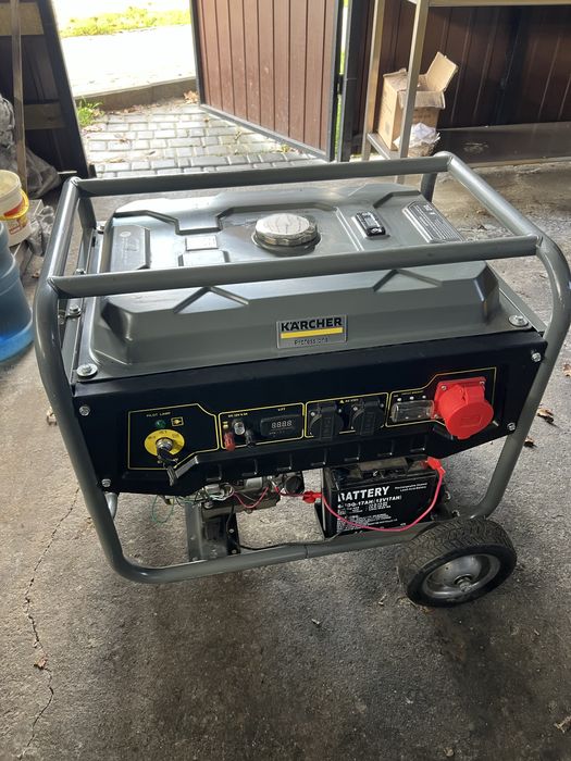 Генератор бензиновый 7.5 кВт Karcher PGG 8/3 бу