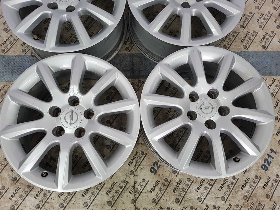 Felgi Alu Opel Astra H Zafira B Meriva B 5x110 6,5jx16