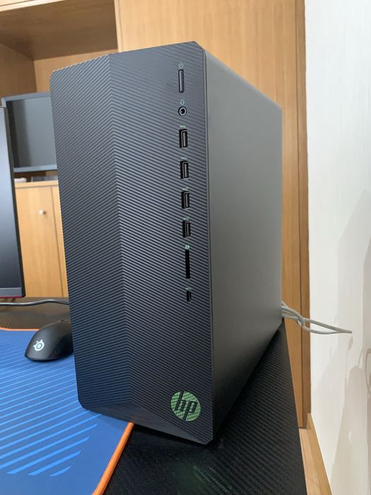 Pc gaming hp com monitor da AOC teclado da Omen e Rato Gaming