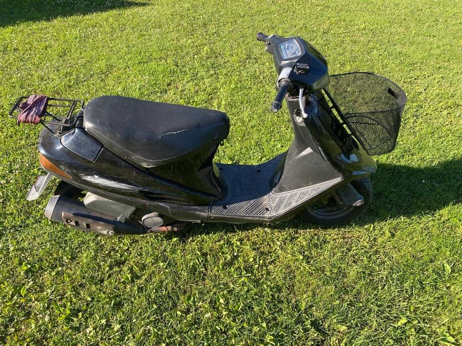 Suzuki Adress V100