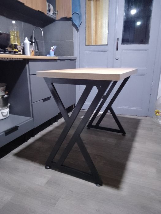 Стол кухонний, новий.