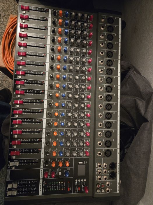 Mesa de mistura 16 canais