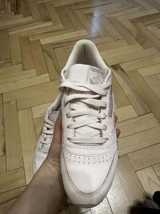 Продам кросівки «Reebok»