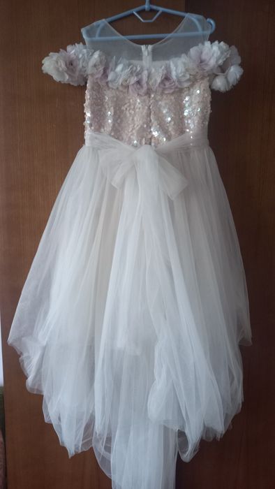 Святкове плаття для дівчинки