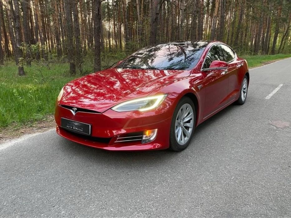 Tesla Model S 75D 2017 рік