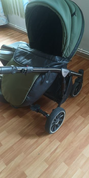Продам дитячу каляску