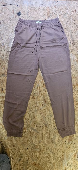 Spodnie joggery Sinsay rozm. 40