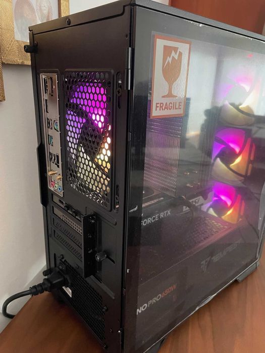 PC GAMING - Intel i5 12600k /RTX 5060 Ti /DDR4 16GB /NVME 500 GB /  Novo ! C/ Garantia !