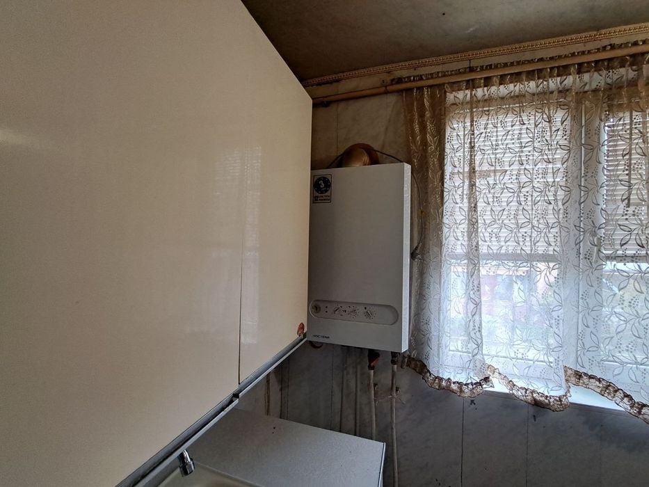 Продам 3 кімнатну квартиру на землі