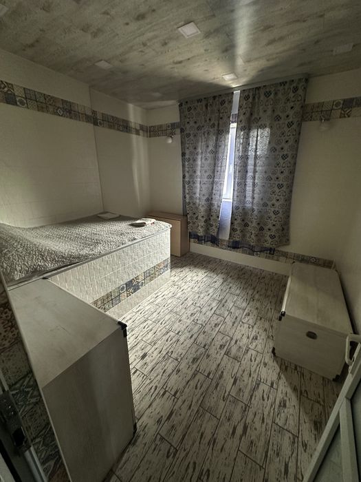 Будинок у Київській області в лісі подобово від господарів