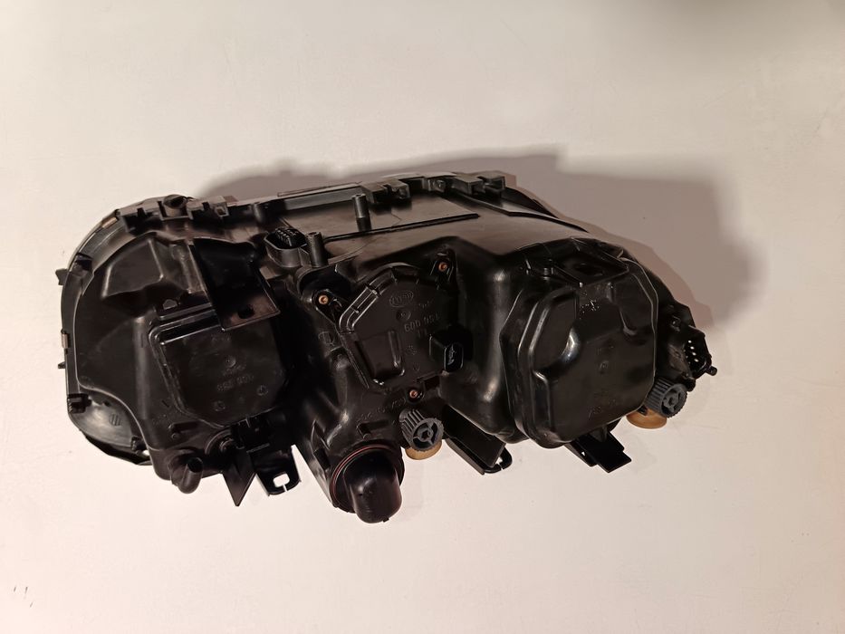 Farol BMW serie 7 E65