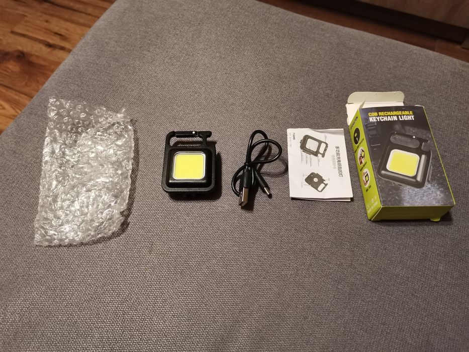 Mini Latarka brelok Taktyczna Mini Zoom Cob Z Magnesem