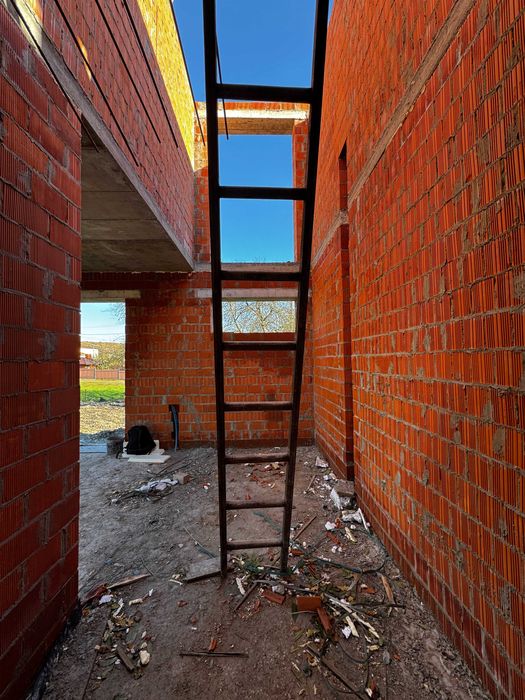 Продаж сучасного двоповерхового будинку в с. Бірки, вул. Львівська