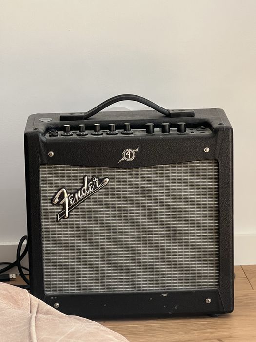 Amplificador Fender Mustang 1 ótimo estado, pouco uso