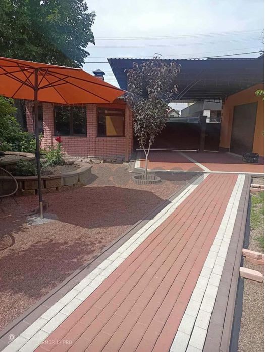 Продаж Триповерхового будинка. Вишневе.