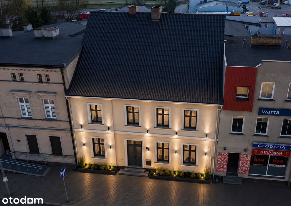 KAMIENICA na Rynku Głównym, 70 km od Poznania