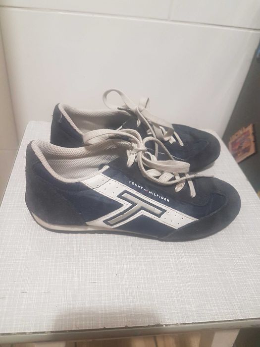 Buty dziecięce nr.32, sportowe Tommy Hilfiger