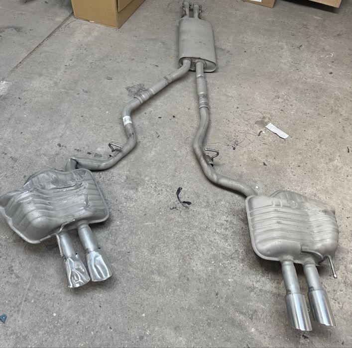 Tlumik Ford Explorer ST  2020-2025 L1M3-5G213-V L1M3 5G213 V