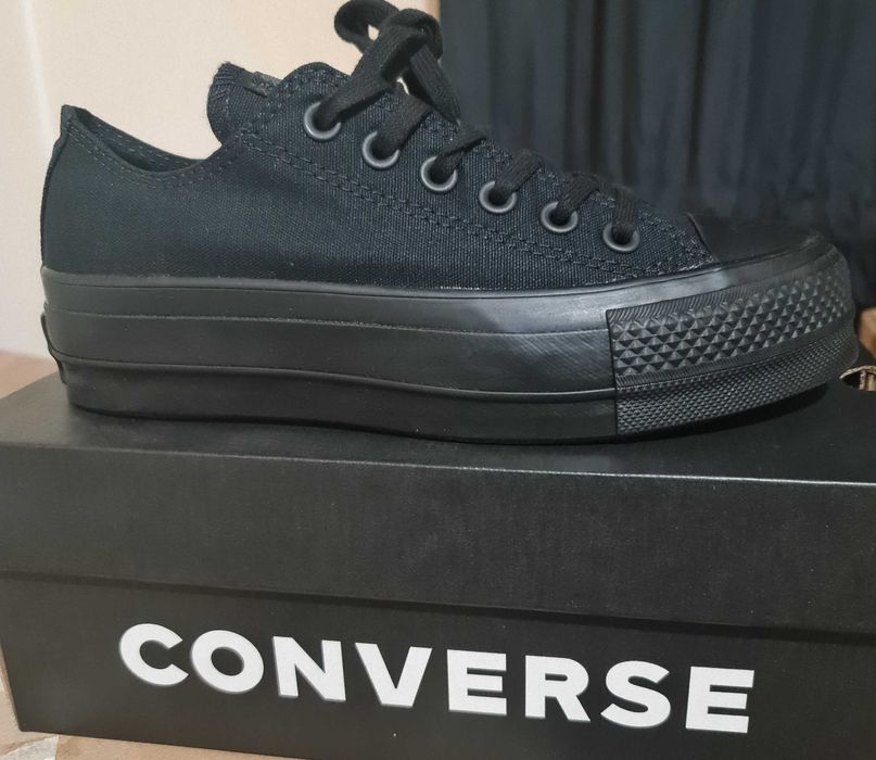 Женские черные новые CONVERSE