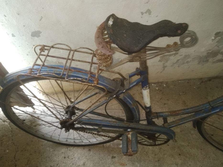 Bicicleta pasteleira ye - ye antiga da marca Marsan