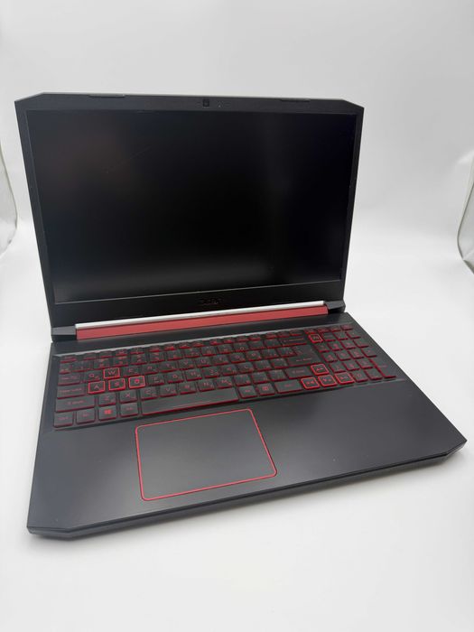 Laptop Acer Nitro 5 | Ryzen 5 | 8GB | 1TB | RX 560X 8GB | Windows 10