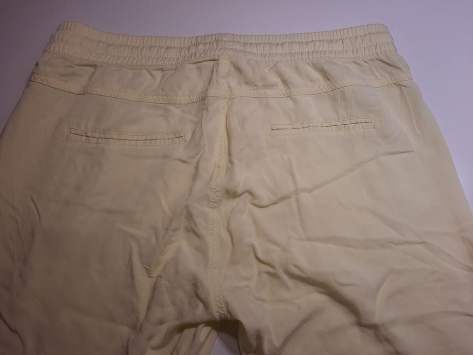 Spodnie damskie 42 Reserved