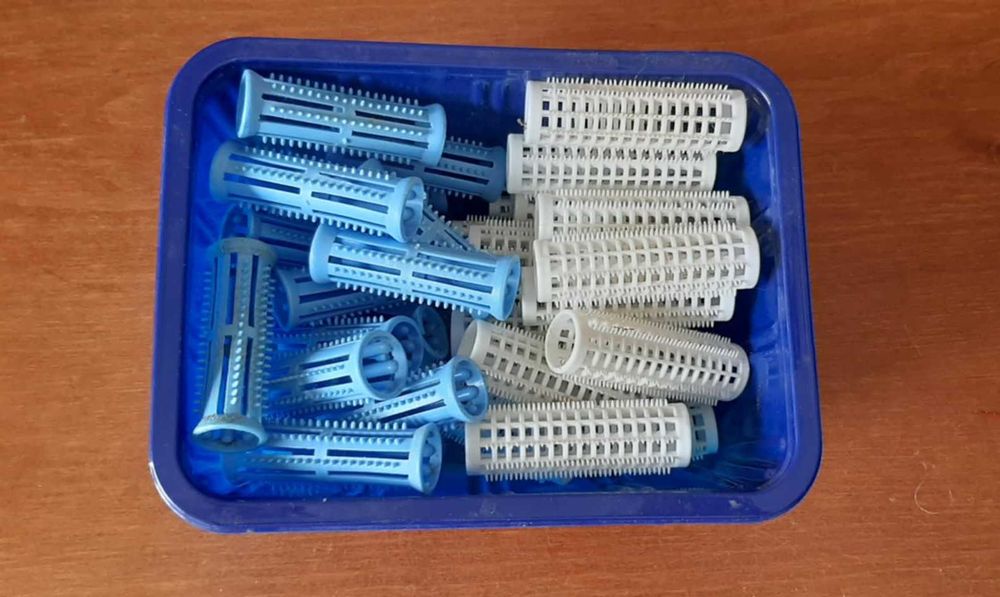 Wałki plastikowe do włosów | dwa rodzaje | (34 sztuki)