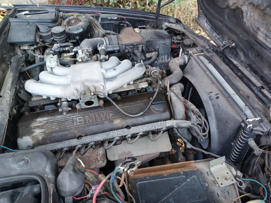 BMW 5 E34 M20B25