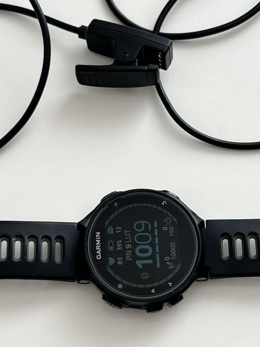 Garmin Forerunner 735XT