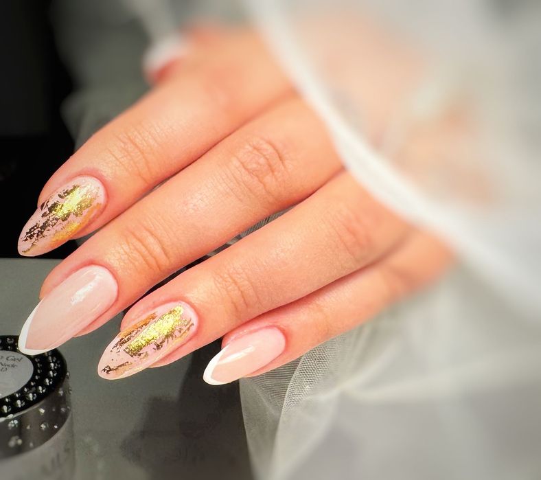 Manicure hybrydowy , żelowy , usługa z dojazdem