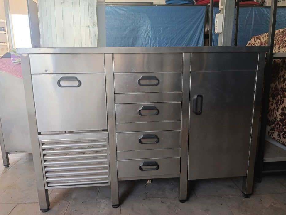 Bancada de inox para restauração