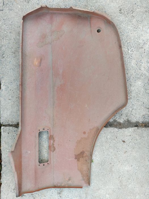 Продам крила москвич 2140