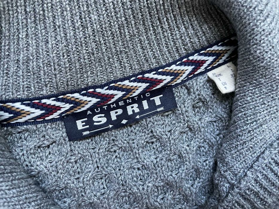 Męski, szary sweter w rozmiarze M