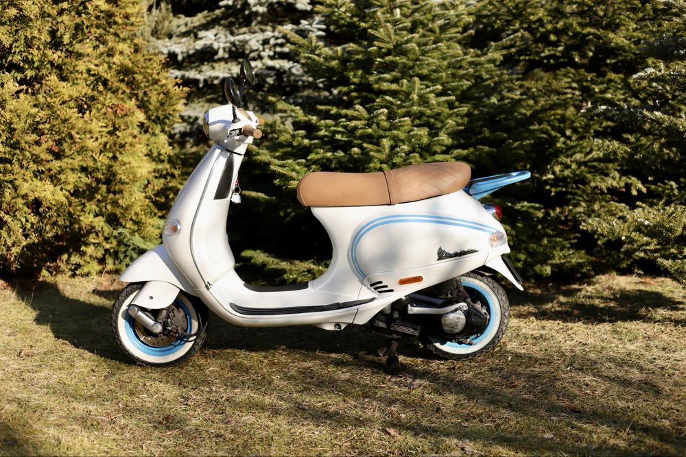 Skuter Piaggio Vespa ET4 50/125 kat AM / bez prawka na dowod