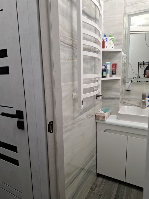 Продажа 2 кім.Космічний р-н!