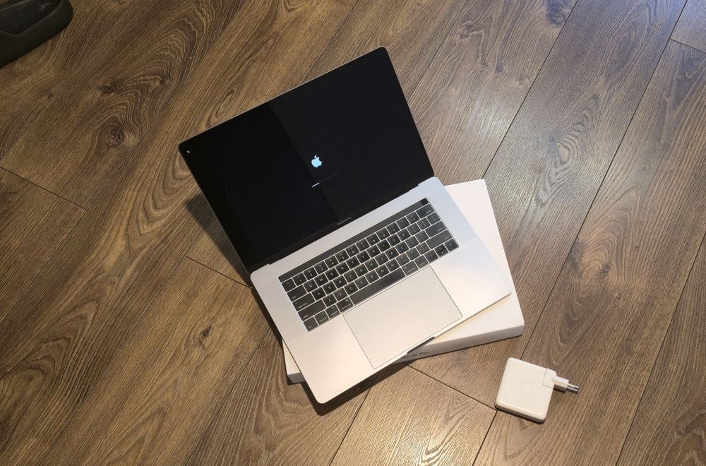 Apple Macbook Pro