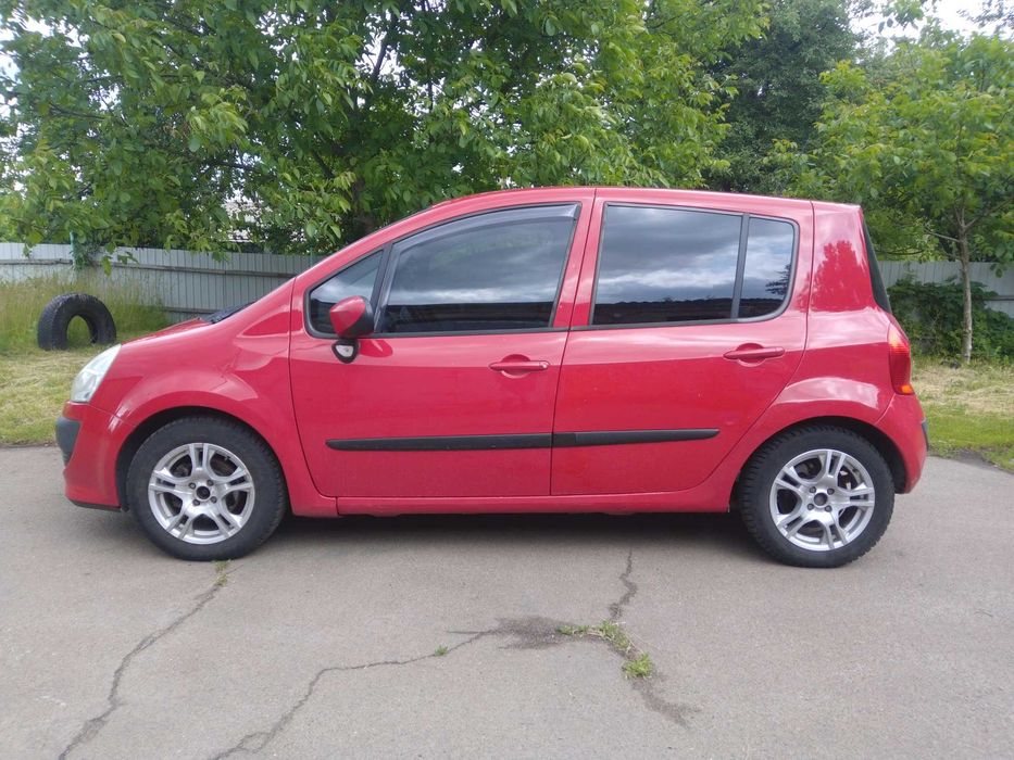 Renault Modus минивен