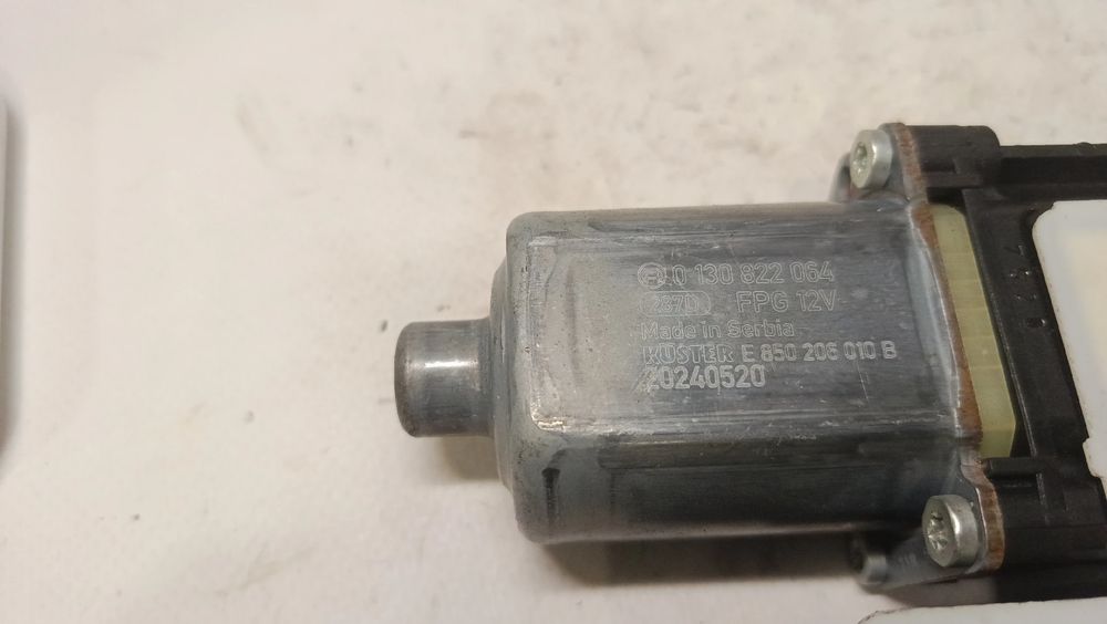 Motor vidro frente esquerdo VOLKSWAGEN T-Cross
